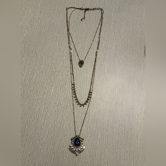 Chloe + Isabel Jewelry - Chloe + Isabel Monarch Convertible Layered Necklace Set